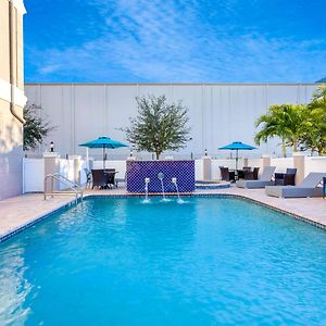 La Quinta By Wyndham Tampa Central